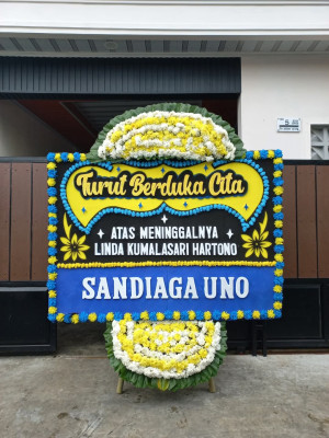 Papan Bunga Duka di Gunung Purei